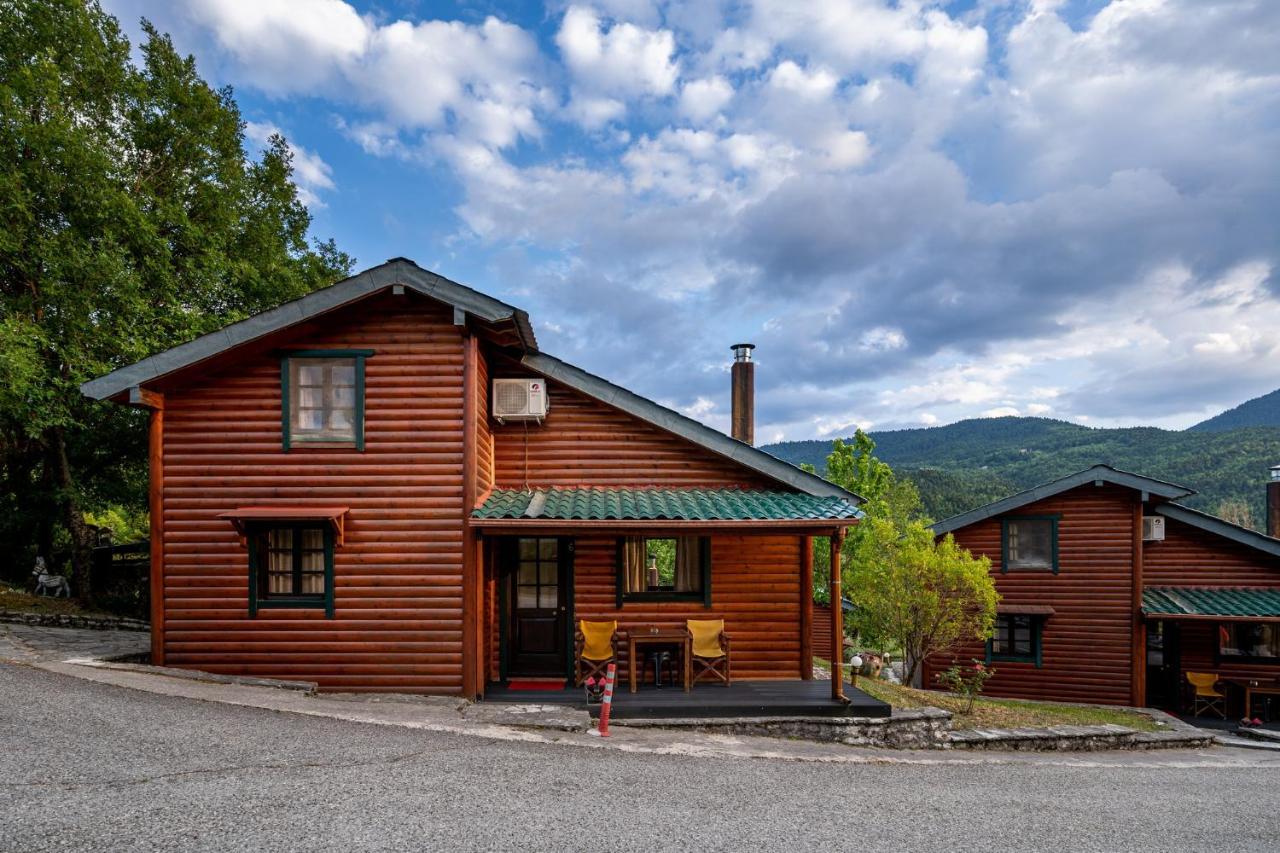 Chalet Likouresi Village Karpenísion Zewnętrze zdjęcie