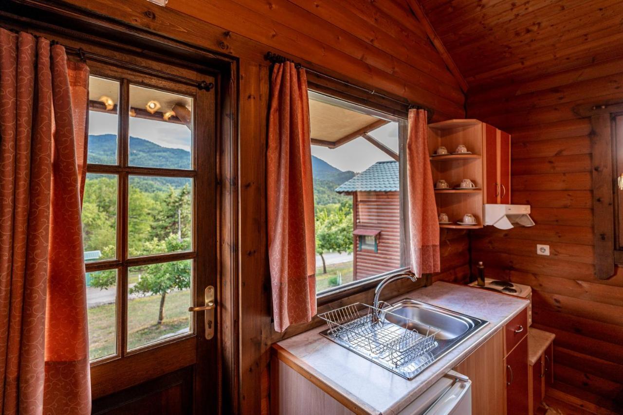 Chalet Likouresi Village Karpenísion Zewnętrze zdjęcie