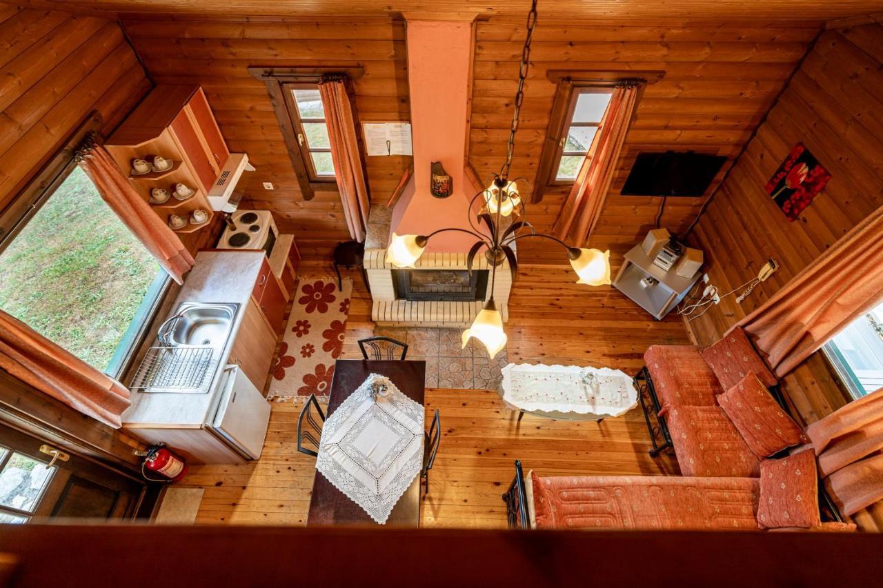 Chalet Likouresi Village Karpenísion Zewnętrze zdjęcie