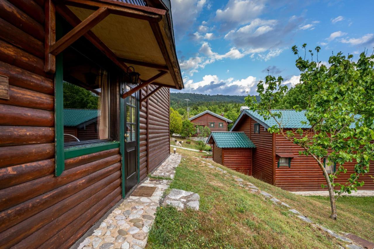 Chalet Likouresi Village Karpenísion Zewnętrze zdjęcie