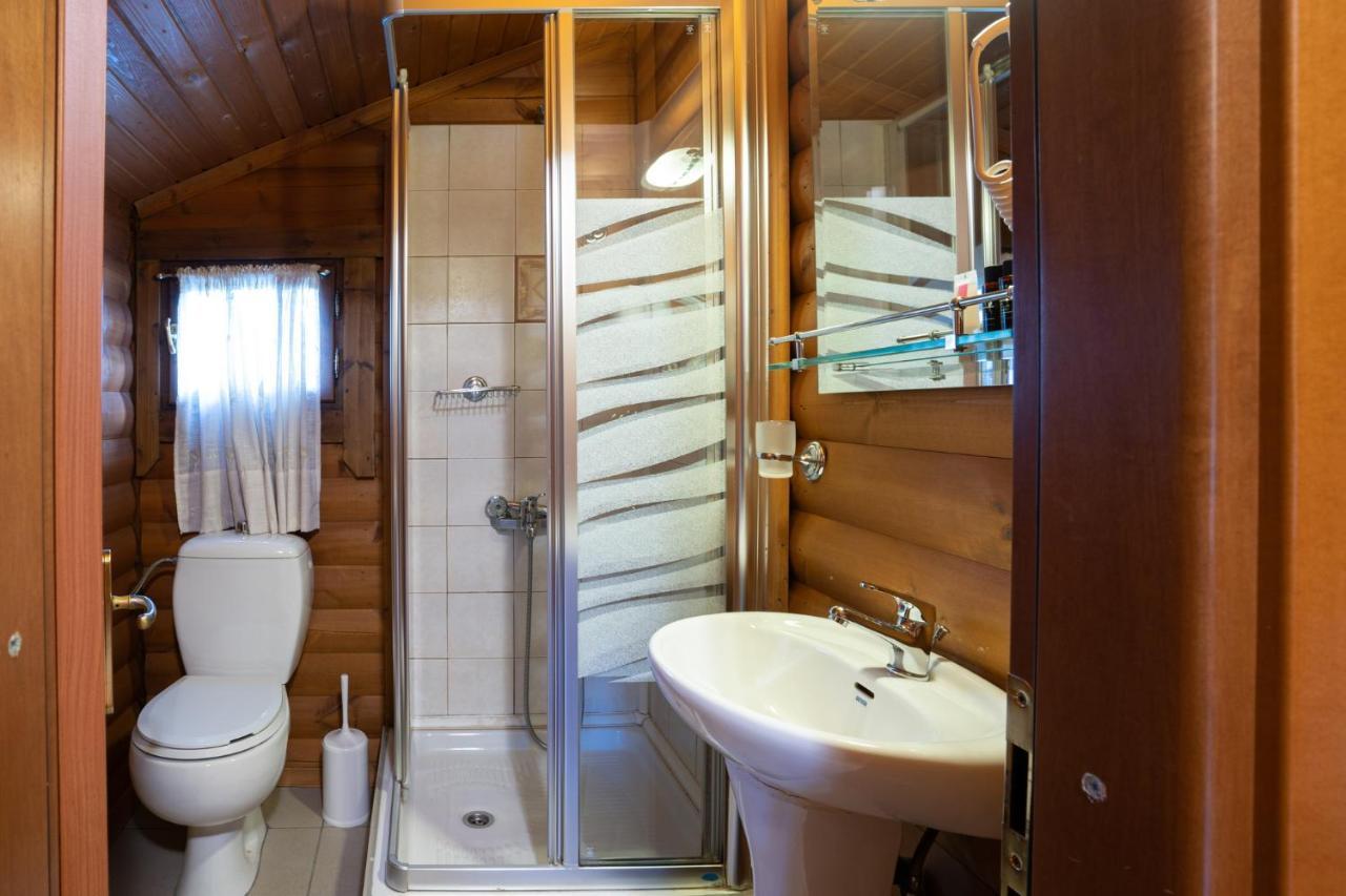 Chalet Likouresi Village Karpenísion Zewnętrze zdjęcie